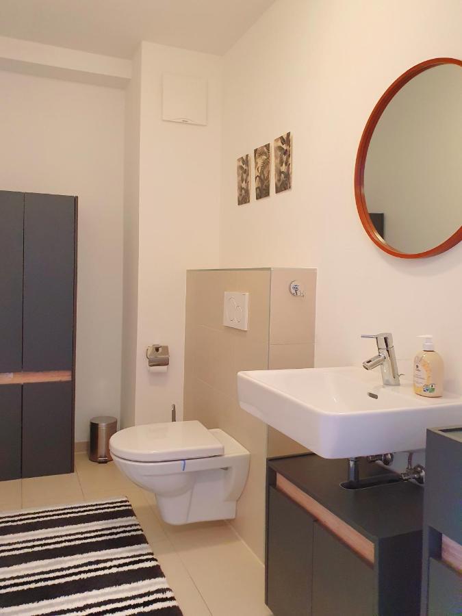 Near Lake Two Bedroom Duplex Apartment Viena Exterior foto